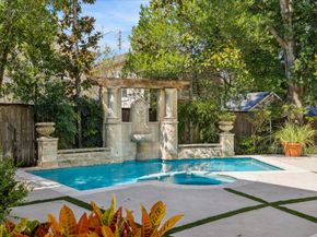1804 Bolsover Street, Houston TX 77005