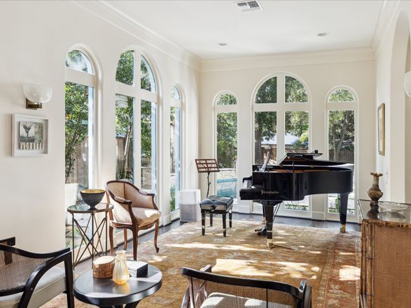 1804 Bolsover Street, Houston TX 77005