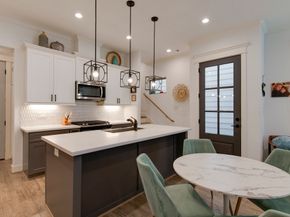 1510 Chestnut Street, Houston TX 77009
