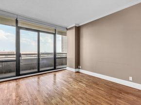 14 Greenway Plaza 9O, Houston TX 77046