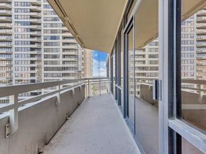 14 Greenway Plaza 9O, Houston TX 77046