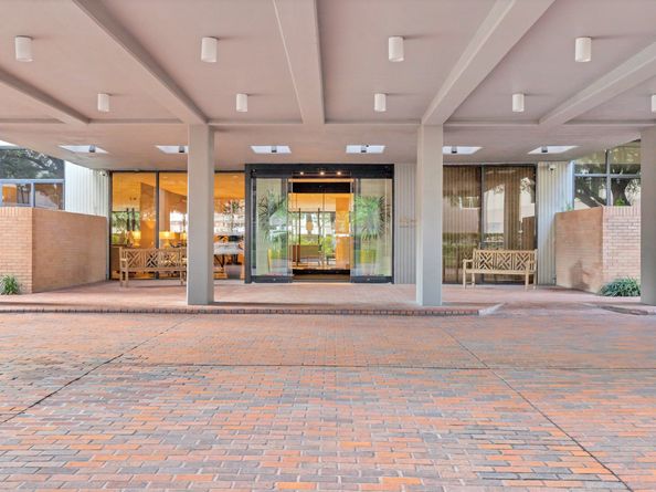 14 Greenway Plaza 9O, Houston TX 77046