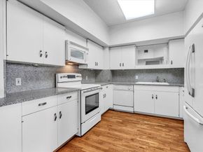 14 Greenway Plaza 9O, Houston TX 77046