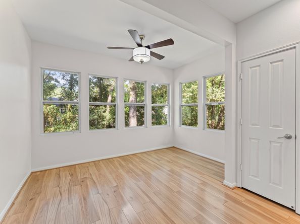 50 Lakeridge Drive, The Woodlands TX 77381