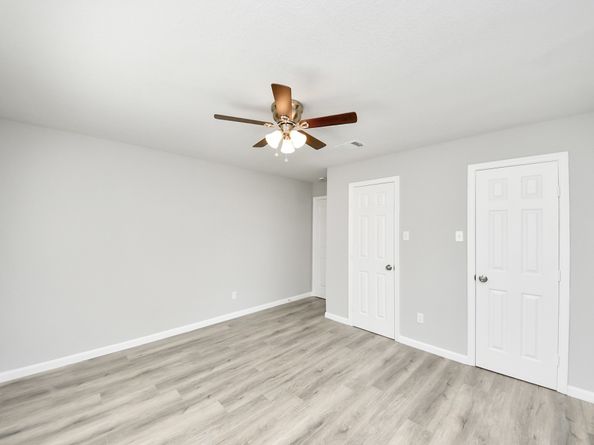 4842 Larkspur Street, Houston TX 77033