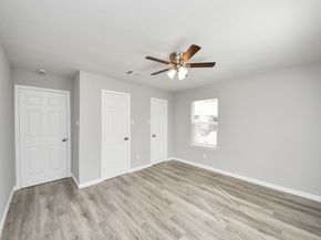 4842 Larkspur Street, Houston TX 77033