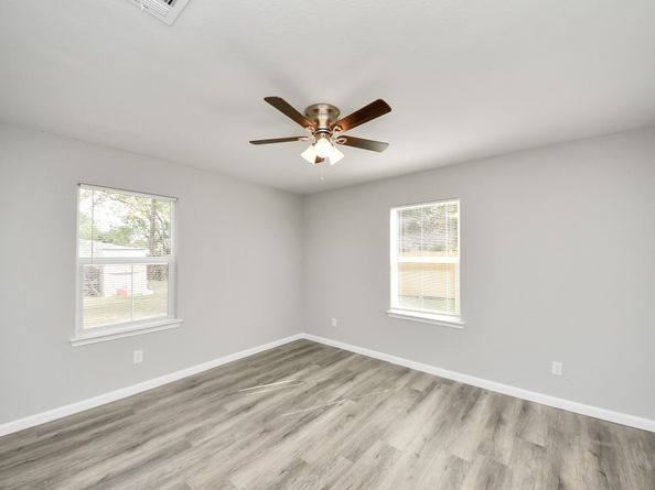 4842 Larkspur Street, Houston TX 77033