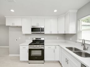 4842 Larkspur Street, Houston TX 77033