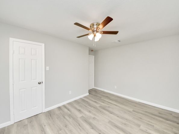 4842 Larkspur Street, Houston TX 77033