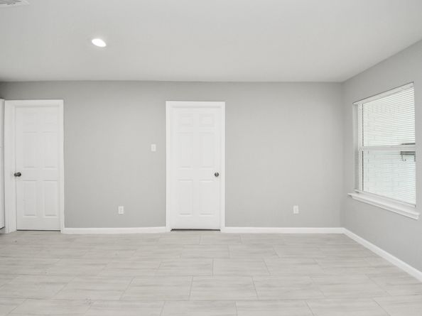 4842 Larkspur Street, Houston TX 77033