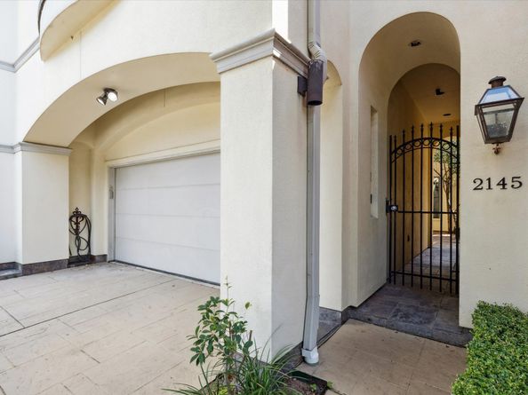 2145 Fairview Avenue, Houston TX 77019