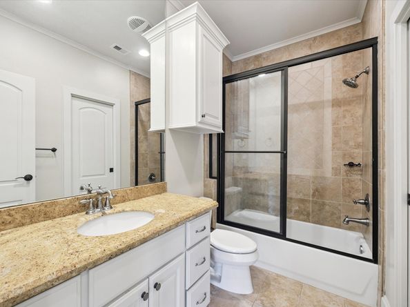 2145 Fairview Avenue, Houston TX 77019