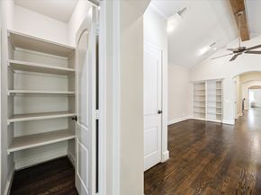 2145 Fairview Avenue, Houston TX 77019