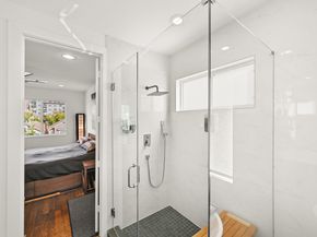 912 W 19th Street C, Houston TX 77008