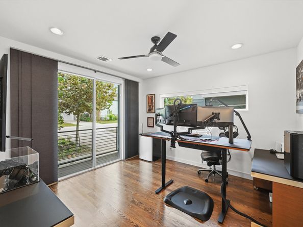 912 W 19th Street C, Houston TX 77008