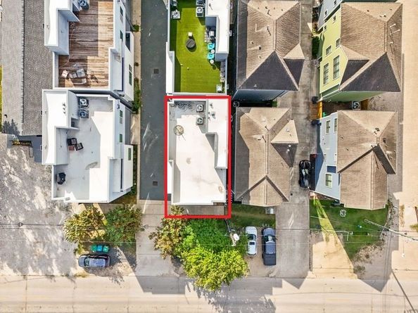 912 W 19th Street C, Houston TX 77008