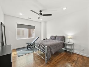 912 W 19th Street C, Houston TX 77008