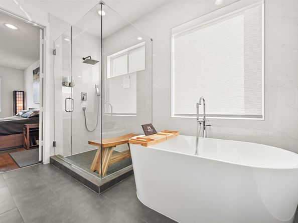 912 W 19th Street C, Houston TX 77008