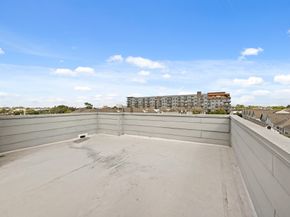 912 W 19th Street C, Houston TX 77008