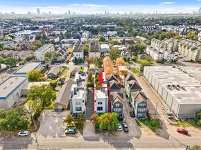 912 W 19th Street C, Houston TX 77008