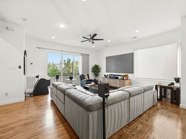 912 W 19th Street C, Houston TX 77008