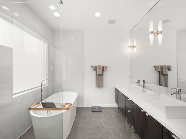 912 W 19th Street C, Houston TX 77008