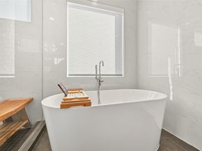 912 W 19th Street C, Houston TX 77008