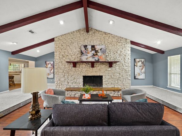 7802 Santa Elena Street, Houston TX 77061