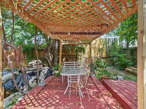 7802 Santa Elena Street, Houston TX 77061