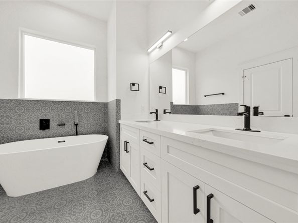 4916 Lavender Street, Houston TX 77026