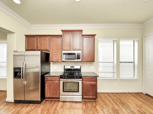 5617 Kiam Street A, Houston TX 77007