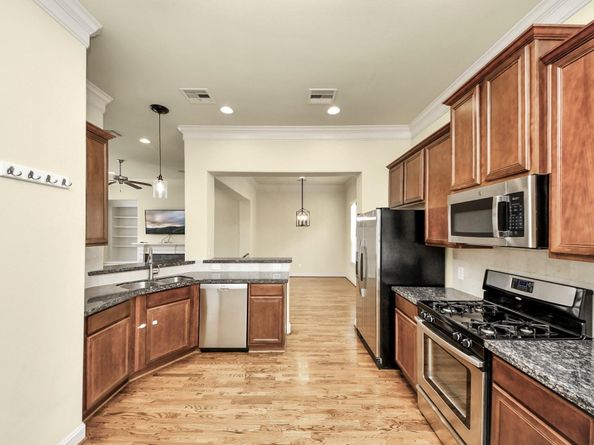 5617 Kiam Street A, Houston TX 77007