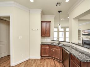 5617 Kiam Street A, Houston TX 77007