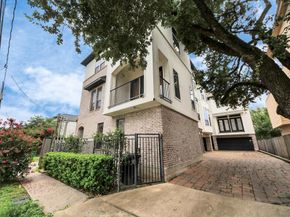 5617 Kiam Street A, Houston TX 77007