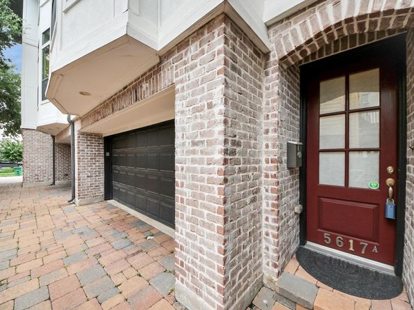 5617 Kiam Street A, Houston TX 77007