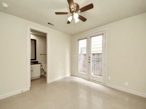 5617 Kiam Street A, Houston TX 77007