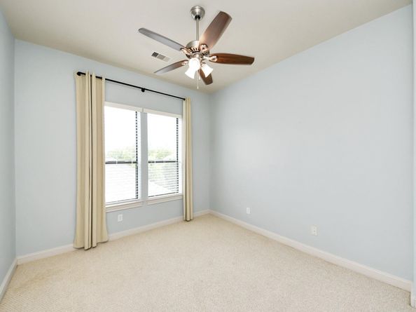 5617 Kiam Street A, Houston TX 77007