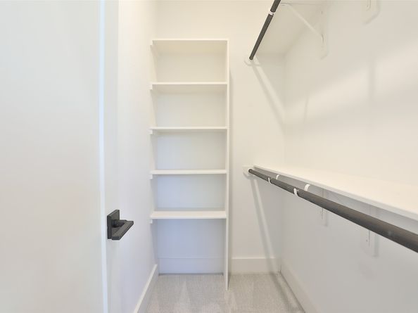 1018 W 15th 1/2 Street B, Houston TX 77008