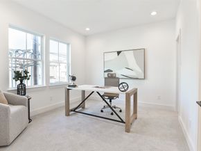 1018 W 15th 1/2 Street B, Houston TX 77008