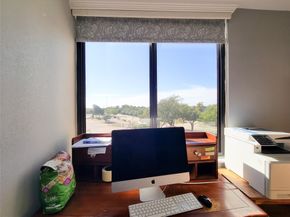 3525 Sage Road 402, Houston TX 77056