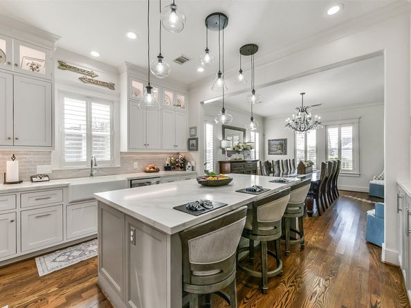 1202 Walton Street, Houston TX 77009