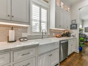 1202 Walton Street, Houston TX 77009