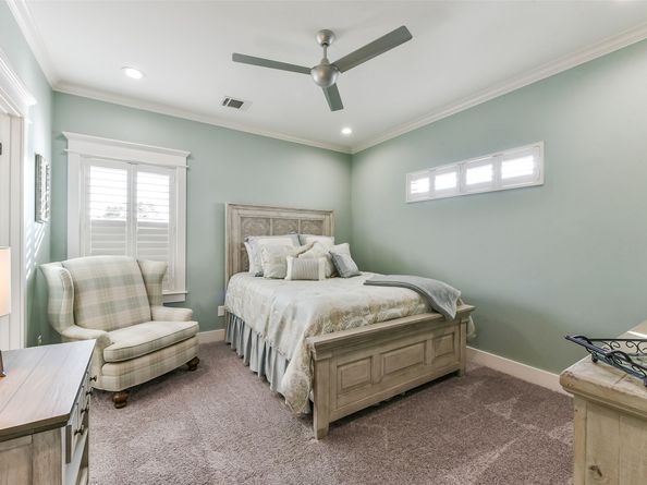 1202 Walton Street, Houston TX 77009