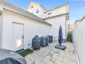 1202 Walton Street, Houston TX 77009