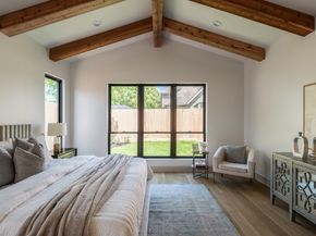 1310 Chantilly Lane, Houston TX 77018