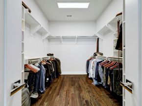 5622 Kiam Street F, Houston TX 77007