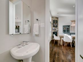 5622 Kiam Street F, Houston TX 77007