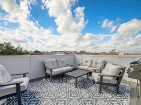 5622 Kiam Street F, Houston TX 77007