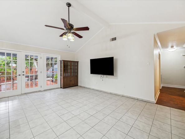 5830 Ludington Drive, Houston TX 77035