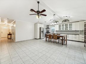 5830 Ludington Drive, Houston TX 77035